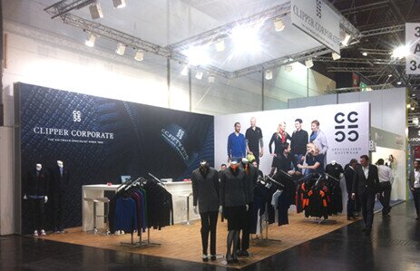 Systemmessestand mit abgehängter Decke und Fabric Frame Fabric Frame